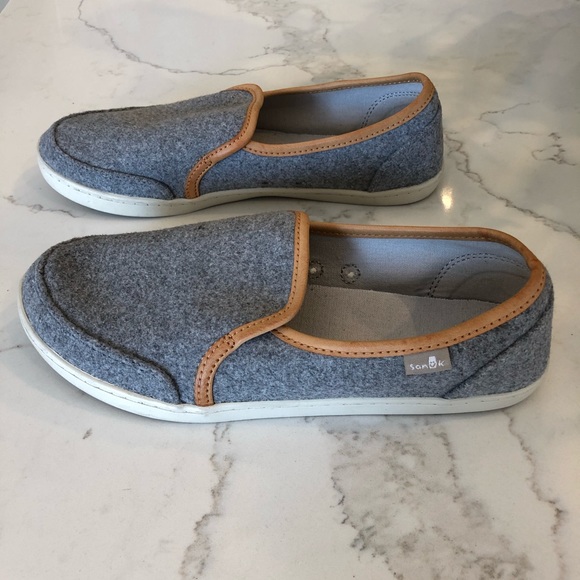 Sanuk Gray Wool Flannel Slip On - Picture 2 of 4